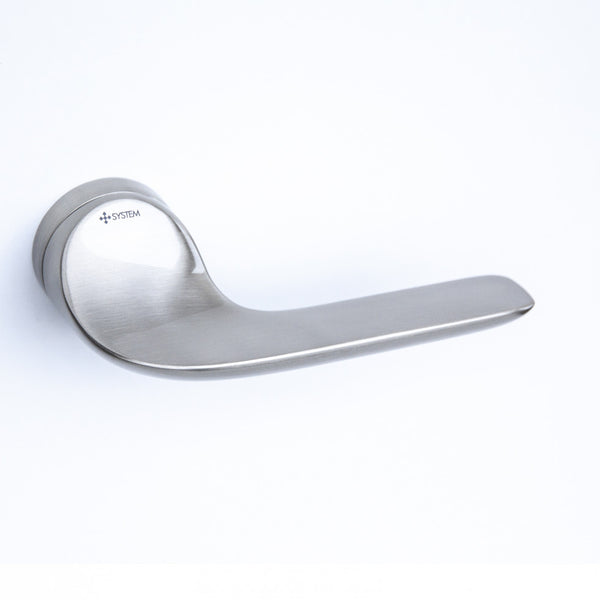 Fortuna - Brushed Nickel door handle